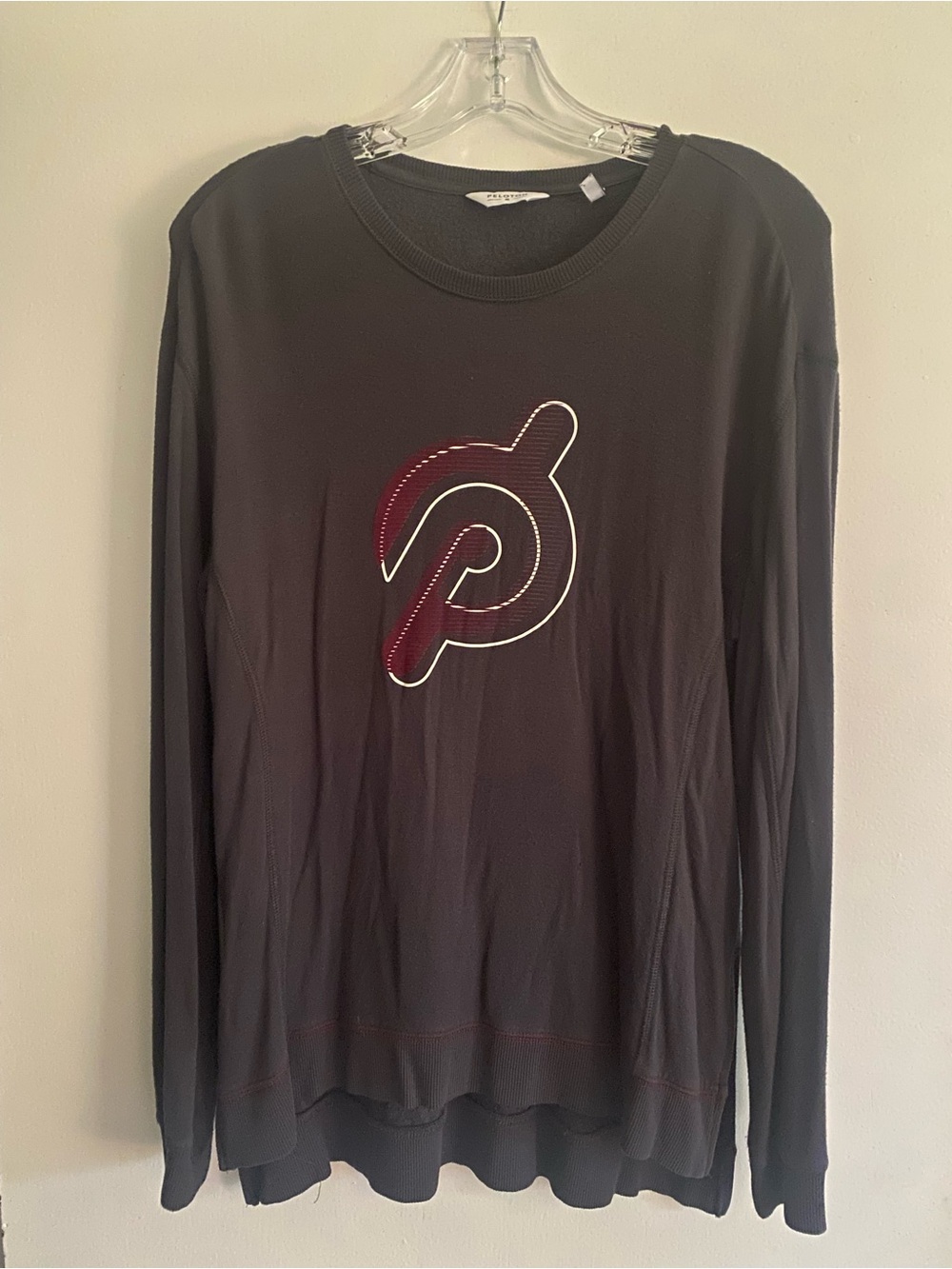 🩶 Free Shipping 💜 Peloton Women’s Weekender Side Slit Pullover Sweatshirt- M